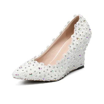 Chic Beautiful Ivory Wedding Shoes 2020 Lace Flower Rhinestone Pointed Toe 8 Cm Wedges