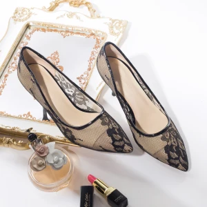 Charmant Noire Soirée En Dentelle Escarpins 2020 Cuir 9 Cm Talons Aiguilles À Bout Pointu Percé Escarpins