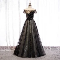 Elegante Schwarz Abendkleider 2020 A Linie Off Shoulder Perlenstickerei Kristall Pailletten Spitze Blumen Kurze Ärmel Rückenfreies Lange Festliche Kleider