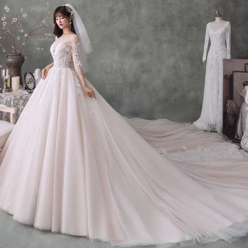 Luxe Ivoire Robe De Mariée 2020 Robe Boule Encolure Dégagée Perlage Perle Faux Diamant 3 4 Manches Dos Nu Cathedral Train