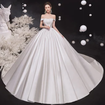 Haut De Gamme Ivoire Satin Robe De Mariée 2020 Robe Boule De L 039 Épaule Perle En Dentelle Fleur Sans Manches Dos Nu Cathedral Train