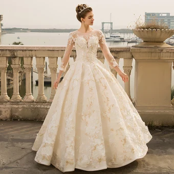 Luxe Ivoire Robe De Mariée 2018 Robe Boule Perlage Appliques En Dentelle Perle Paillettes Encolure Dégagée Dos Nu 3 4 Manches Longue Mariage