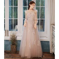 Elegante Pearl Rosa Abendkleider 2020 A Linie Rundhalsausschnitt Perlenstickerei Pailletten Spitze Blumen Lange Ärmel Rückenfreies Lange Festliche Kleider