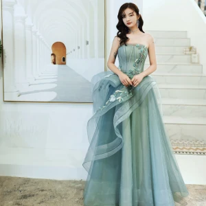 Élégant Vert Citron Robe De Soirée 2020 Princesse Bustier Perlage Appliques Sans Manches Dos Nu Volants En Cascade Longue Robe De Ceremonie
