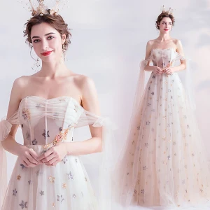 Moda Białe Sukienki Na Bal 2020 Princessa Przy Ramieniu Frezowanie Perła Gwiazda Cekiny Bez Rękawów Bez Pleców Trenem Kaplica Sukienki Wizytowe