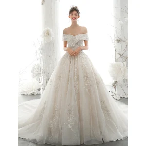 Luxe Champagne Robe De Mariée 2020 Princesse De L 039 Épaule Perlage Perle Paillettes En Dentelle Fleur Appliques Manches Courtes Dos Nu Royal Train