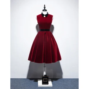 Chic Bordeaux Daim De Retour Robe De Graduation 2020 Princesse Col Haut Sans Manches Mi Longues Robe De Ceremonie
