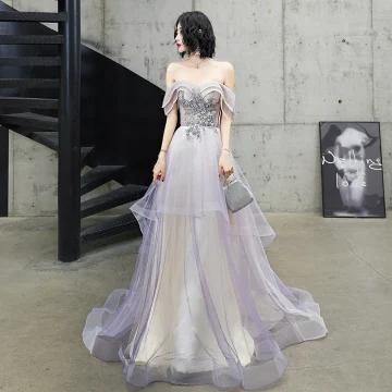 Charmant Violet Glitter Robe De Soirée 2020 Princesse De L 039 Épaule Perlage En Dentelle Fleur Manches Courtes Dos Nu Train De Balayage Robe De Ceremonie
