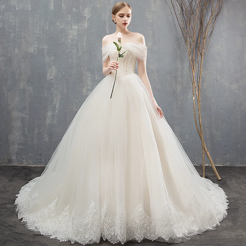 Pre Wedding Photoshoot Korean Wedding Dress 2019 Elegant Champagne Wedding Dresses Ball Gown Lace Off-The-Shoulder Backless Sleeveless Chapel Train Wedding Pre Wedding Photoshoot Korean Wedding Dress 2019 Elegant Champagne Wedding Dresses Ball Gown Lace Off-The-Shoulder Backless Sleeveless Chapel Train Wedding