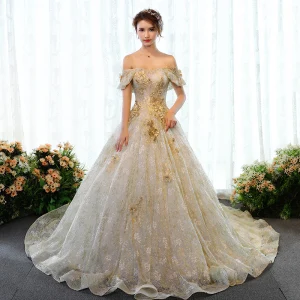 Luksus Gull Brudekjoler 2018 Ballkjole Glitter Blonder Appliques Beading Rhinestone Perle Av Skulderen Ryggløse Uten Ermer Domstol Tog Bryllup