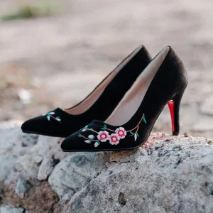 Chic Belle Noire Vêtement De Rue Daim Escarpins 2020 Brodé 7 Cm Talons Aiguilles À Bout Pointu Escarpins