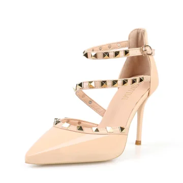 Betaalbare Nude Rave Club Klinknagel Sandalen Dames 2020 Lakleer Enkelband 9 Cm Naaldhakken Stiletto Spitse Neus Sandalen