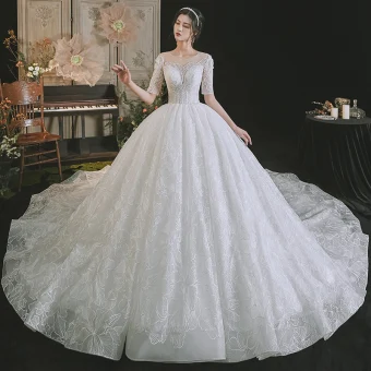 Luxe Blanche Robe De Mariée 2021 Robe Boule Encolure Dégagée Perlage En Dentelle Fleur Manches Courtes Dos Nu Royal Train Mariage