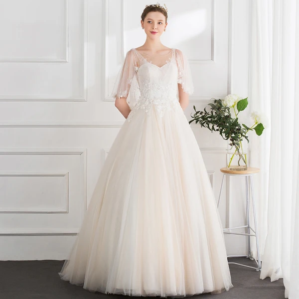 Chic / Beautiful Champagne Wedding Dresses 2018 Ball Gown Lace Appliques Pearl Scoop Neck Backless 1/2 Sleeves Floor-Length / Long Wedding