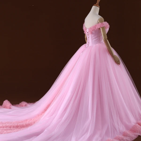 Romantic Candy Pink Ball Gown Corset Wedding Dresses 2017 Off-The-Shoulder Short Sleeve Backless Tulle Flower Cathedral Train