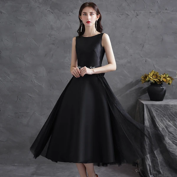 black satin homecoming dresses Cute Bodycon Sweetheart Black Satin Homecoming Dresses with Lace-up Ba –  Vickidress