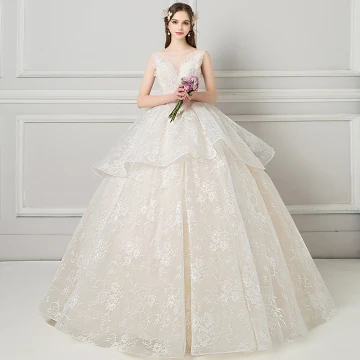 Élégant Champagne Robe De Mariée 2018 Robe Boule Perlage En Dentelle Fleur V Cou Dos Nu Sans Manches Longue Mariage