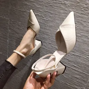 Snygga Fina Aprikos Beige Casual Sommar Sandaler Dam 2020 Ankelband 6 Cm Tjocka Klackar Spetsiga Sandaler