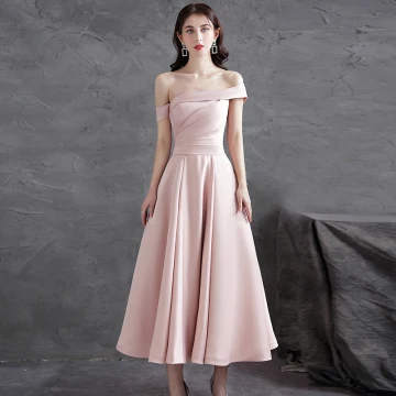 Modest Simple Blushing Pink Satin Homecoming Graduation Dresses Bridesmaid Dresses 2021 A Line Princess Off The Shoulder Sleeveless Backless Tea Length Formal Dresses