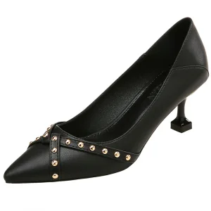 Simple Noire Bureau Ol Escarpins 2020 Cuir Rivet Talons Aiguilles 6 Cm À Bout Pointu Escarpins