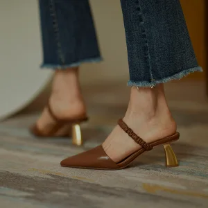 Enkla Sommar Brun Casual Sandaler Dam Läder 2020 5 Cm Stilettklackar Spetsiga Sandaler