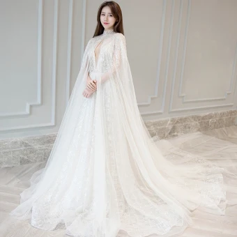 Sexy Ivory Wedding Dresses 2018 A Line Princess Appliques Lace With Shawl Detachable Spaghetti Straps Backless Sleeveless Chapel Train Wedding