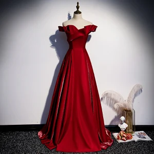 Élégant Bordeaux Satin Robe De Soirée 2020 Princesse De L 039 Épaule Sans Manches Dos Nu Longue Robe De Ceremonie