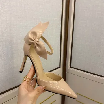 Charmant Beige Soirée Sandales Femme 2021 Noeud Bride Cheville 9 Cm Talons Aiguilles À Bout Pointu Sandales Talons Hauts