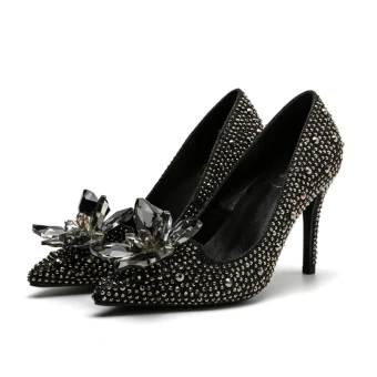 Charmant Noire Cristal Chaussure De Mariée 2020 Cuir Faux Diamant 10 Cm Talons Aiguilles À Bout Pointu Mariage Escarpins