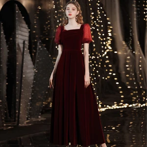 Modest Simple Burgundy Suede Evening Dresses 2021 A Line Princess Square Neckline Short Sleeve Backless Floor Length Long Evening Party Formal Dresses