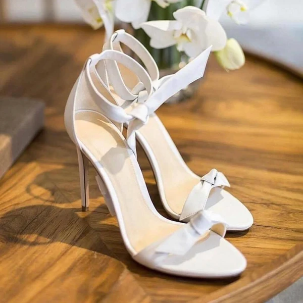 Sexy Ivoire Cocktail Sandales Femme 2020 Cuir Bride Cheville Noeud 10 cm Talons Aiguilles Peep Toes / Bout Ouvert Sandales