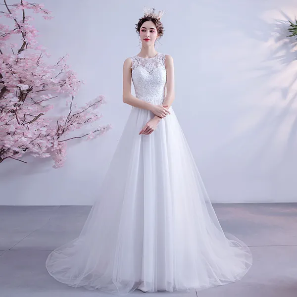 Elegant Ivory Wedding Dresses 2020 A-Line / Princess Scoop Neck Lace Flower Sleeveless Court Train