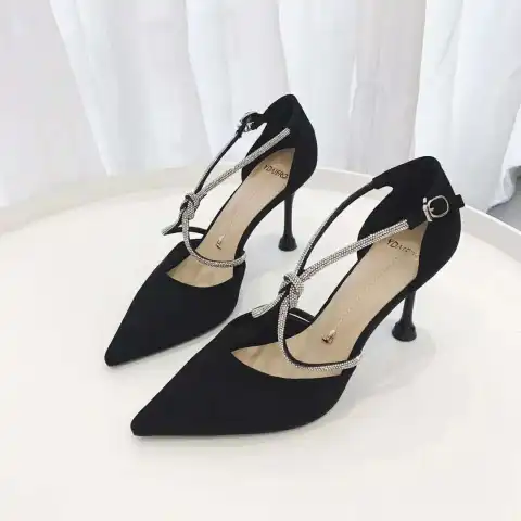Moda Czarne Zużycie ulicy Sandały Damskie 2020 Rhinestone X-Bar 8 cm Szpilki Szpiczaste Sandały