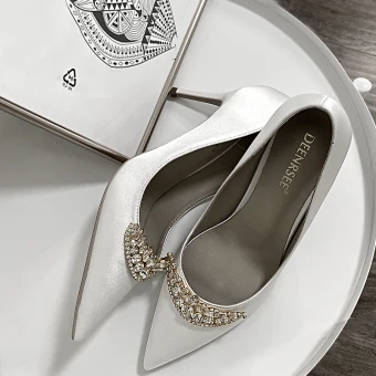 Charming White Rhinestone Wedding Shoes 2020 Leather 10 Cm Stiletto Heels Pointed Toe Wedding Pumps