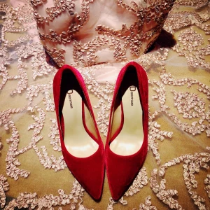 Chic Belle Rouge Cuir Vêtement De Rue Escarpins 2020 Daim 10 Cm Talons Aiguilles À Bout Pointu Escarpins