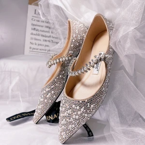 Charmant Argenté Cuir Plate Chaussure De Mariée 2020 Perle Faux Diamant À Bout Pointu Plat Mariage Talons