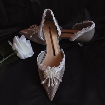 Elegant Grey Dating Pearl Womens Sandals 2020 Leather Lace Flower 4 Cm Stiletto Heels Low Heel Pointed Toe Sandals