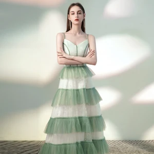 Chic Belle Vert Cendré Robe De Soirée 2020 Princesse Bretelles Spaghetti Paillettes Sans Manches Dos Nu Longue Robe De Ceremonie