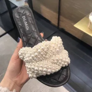 Snygga Fina Vita Gatukläder Pärla Toffel Flip Flops 2020 Peep Toe Damskor