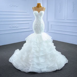 High End Elfenben Blonder Gripende Ruffles Brudekjoler 2021 Trompet Havfrue Scoop Halsen Beading Uten Ermer Ryggløse Domstol Tog Bryllup