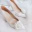 Élégant Ivoire Satin Fleur Chaussure De Mariée 2020 9 cm Talons Aiguilles À Bout Pointu Mariage Escarpins
