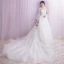 Vintage / Originale Blanche Robe De Mariée 2018 Princesse En Dentelle Perle Bouton recouvert Col Haut Manches Longues Chapel Train Mariage