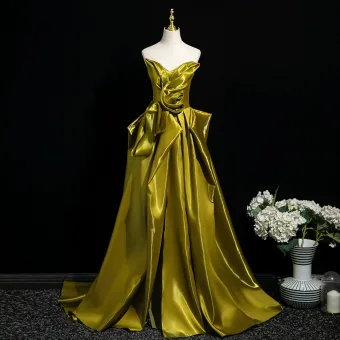 Moda Trébol Verde Vestidos De Noche 2025 A Line Princess Sin Tirantes Sin Mangas Sin Espalda Colas De Barrido Noche Vestidos Formales