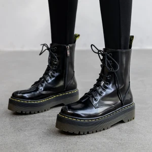 Fashion Black Street Wear Leather Round Toe Womens Boots 2020