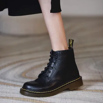 Fashion Fall Black Street Wear Leather Flat Round Toe Womens Boots 2020