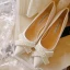 Élégant Ivoire Satin Perle Chaussure De Mariée 2020 7 cm Talons Aiguilles À Bout Pointu Mariage Escarpins