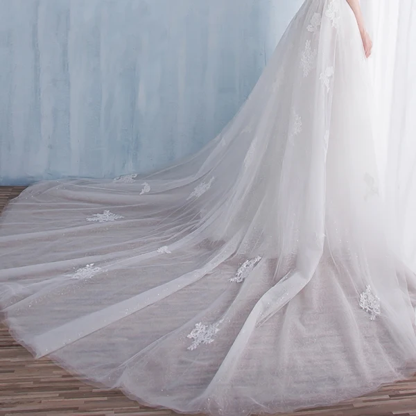 Modern / Fashion A-Line / Princess Beach Wedding Dresses 2017 Short Sleeve Backless Appliques White Glitter Lace Bow Sash Detachable Chapel Train