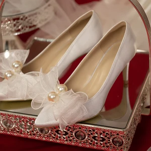 Eleganckie Białe Perła Kokarda Buty Ślubne 2020 7 Cm Szpilki Szpiczaste Ślub Czółenka