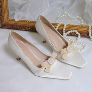 Chic Belle Ivoire Promo Escarpins 2020 Faux Diamant Noeud 7 Cm Talons Aiguilles À Bout Pointu Escarpins