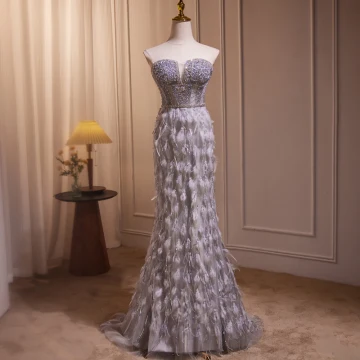 Haut De Gamme Gris Fait Main Perlage Perle Paillettes Plumes Robe De Soirée 2024 Trompette Sirène Bustier Sans Manches Dos Nu Soirée Longue Robe De Ceremonie